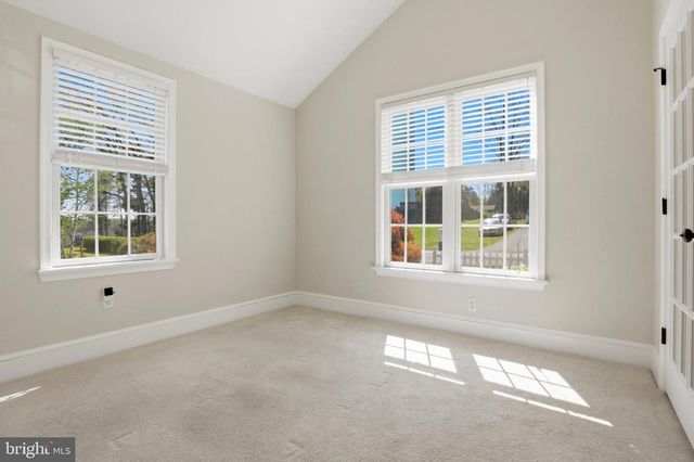 908 SUMMIT AVE, Schwenksville, PA 19473