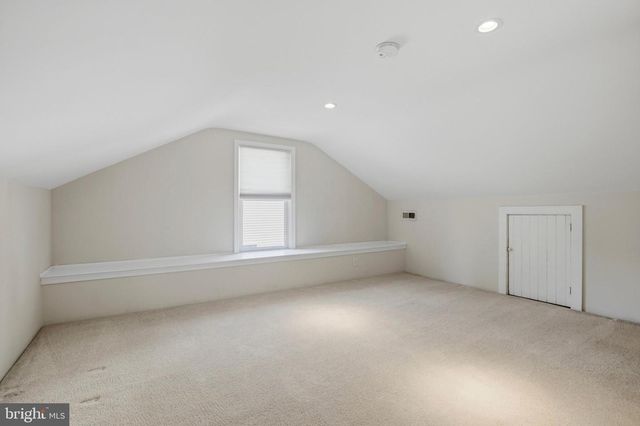 908 SUMMIT AVE, Schwenksville, PA 19473