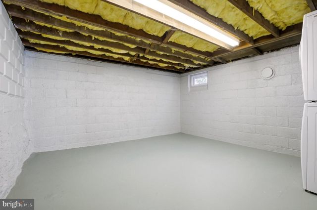 908 SUMMIT AVE, Schwenksville, PA 19473