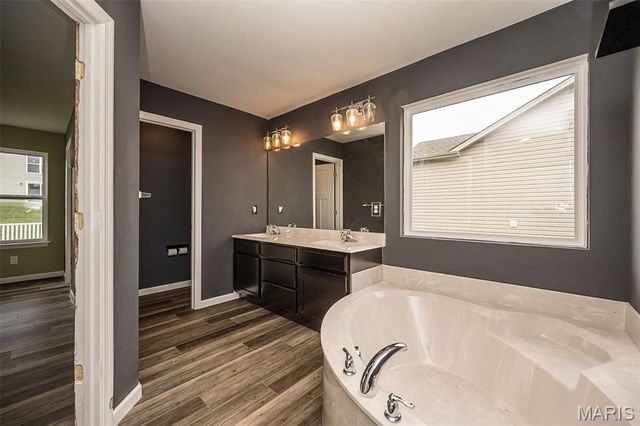 132 Hayfield Drive, Moscow Mills, MO 63362