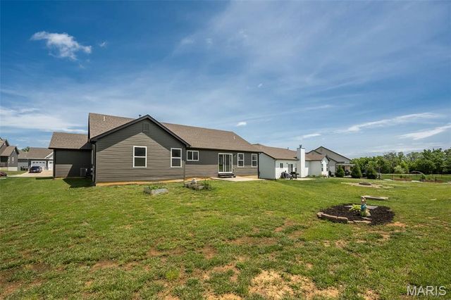 132 Hayfield Drive, Moscow Mills, MO 63362