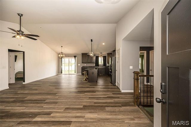 132 Hayfield Drive, Moscow Mills, MO 63362