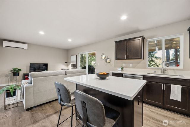 320 E Road of Tralee, Shelton, WA 98584