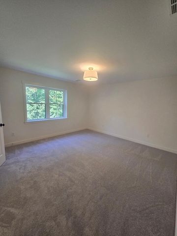 160 Willard Rd, Ashburnham, MA 01430