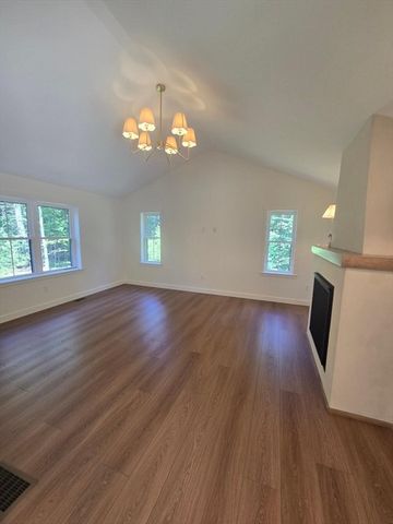 160 Willard Rd, Ashburnham, MA 01430