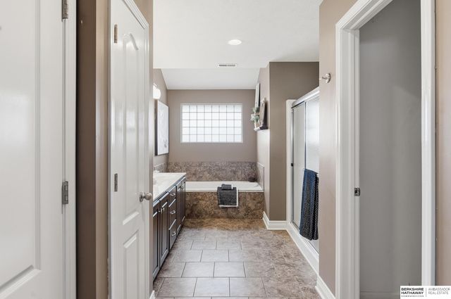 3954 S 182nd Street, Omaha, NE 68130