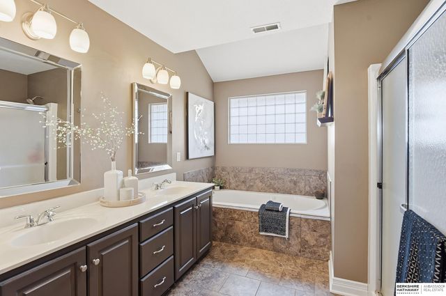 3954 S 182nd Street, Omaha, NE 68130