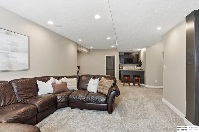 3954 S 182nd Street, Omaha, NE 68130