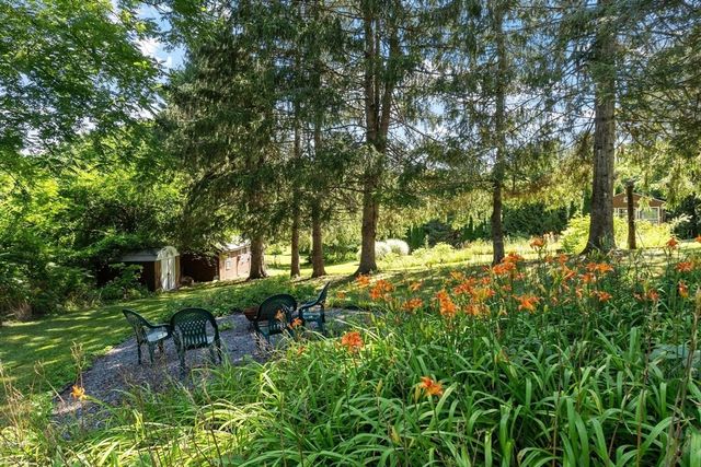 19 Rowley Hill Rd, Sterling, MA 01564