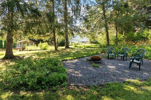 19 Rowley Hill Rd, Sterling, MA 01564
