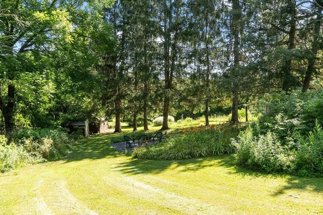 19 Rowley Hill Rd, Sterling, MA 01564