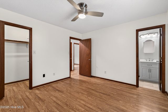 605 Greystone Avenue, Jacksonville, NC 28540