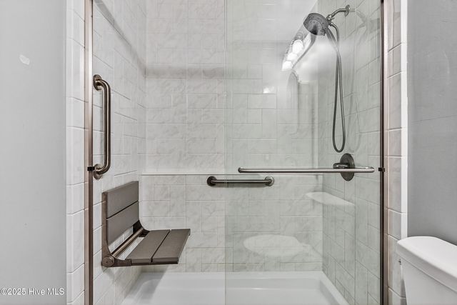 605 Greystone Avenue, Jacksonville, NC 28540