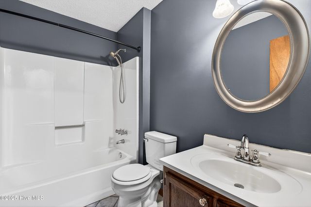 605 Greystone Avenue, Jacksonville, NC 28540