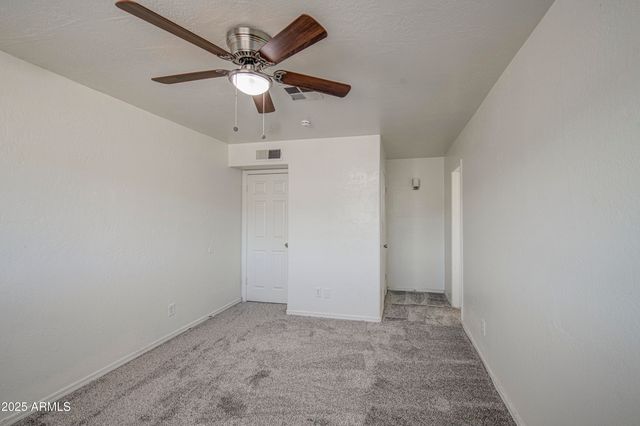 1129 E SOUTH MOUNTAIN Avenue, Phoenix, AZ 85042