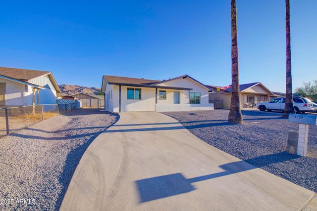 1129 E SOUTH MOUNTAIN Avenue, Phoenix, AZ 85042