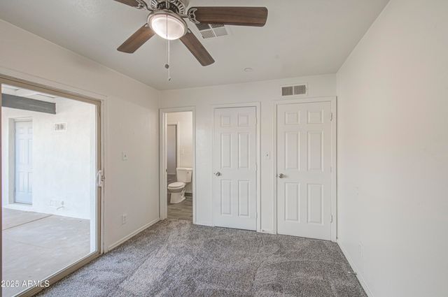 1129 E SOUTH MOUNTAIN Avenue, Phoenix, AZ 85042