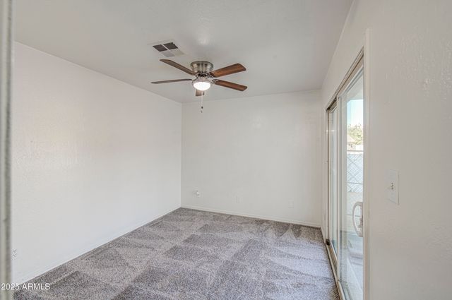 1129 E SOUTH MOUNTAIN Avenue, Phoenix, AZ 85042