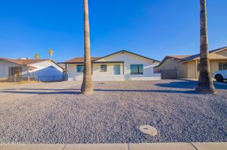 1129 E SOUTH MOUNTAIN Avenue, Phoenix, AZ 85042