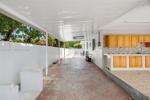 674 W 23rd Street, Hialeah, FL 33010