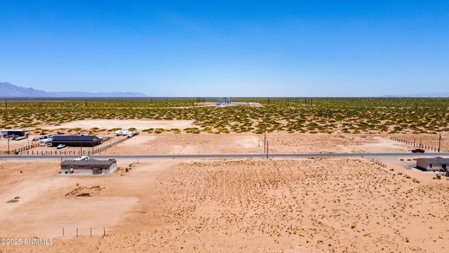 1340 Thar Desert Drive, Chaparral, NM 88081