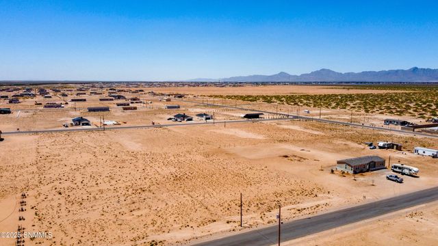 1340 Thar Desert Drive, Chaparral, NM 88081