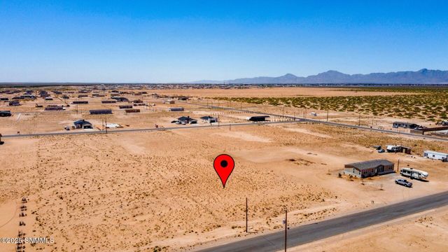 1340 Thar Desert Drive, Chaparral, NM 88081
