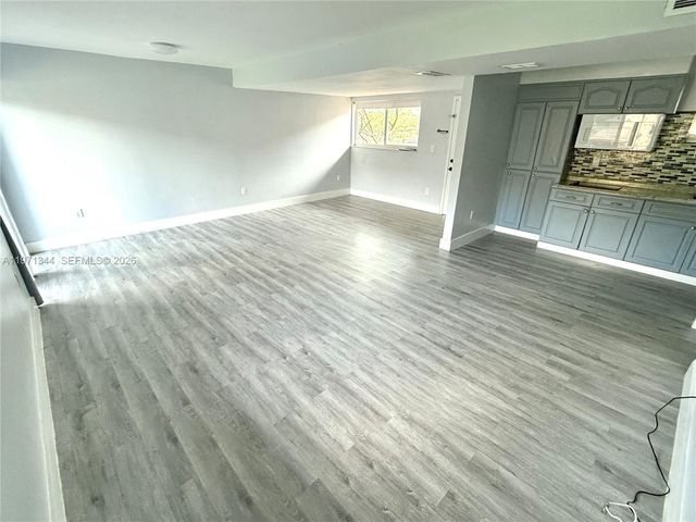 399 NW 72nd Avenue 210, Miami, FL 33126
