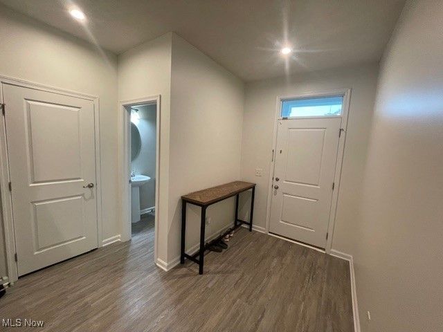 3404 Wicker Street NE, Canton, OH 44721