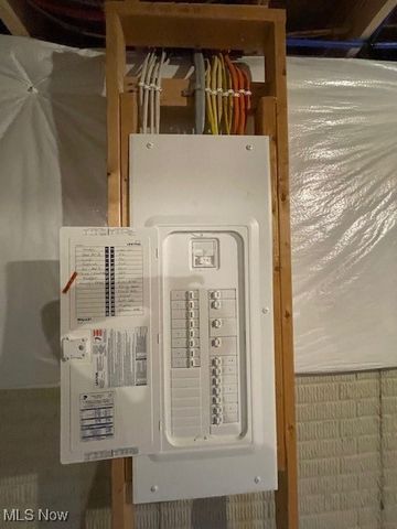 3404 Wicker Street NE, Canton, OH 44721