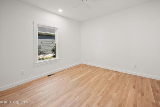 438 W Stansifer Ave 2, Clarksville, IN 47129