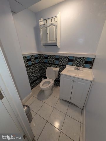 382 UPLAND WAY, Drexel Hill, PA 19026