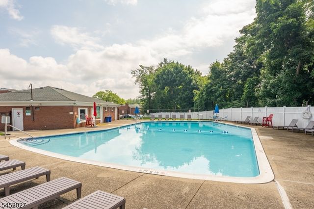1136 Valley Rd 1A, Wayne Twp., NJ 07470