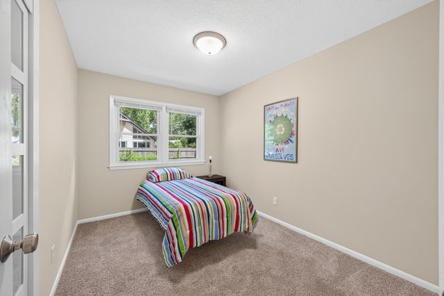 3240 Niagara Lane N, Plymouth, MN 55447