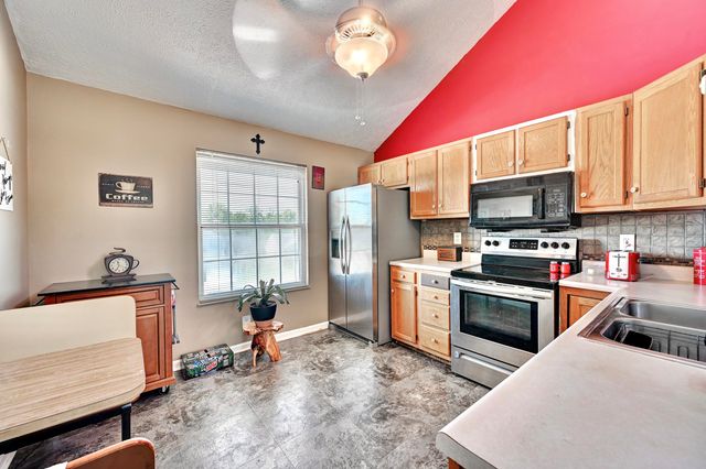 1204 Constitution Drive, Independence, KY 41051