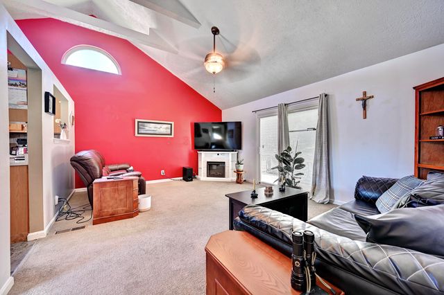 1204 Constitution Drive, Independence, KY 41051