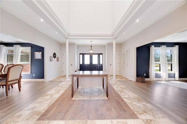 16424 E George Franklyn Drive, Independence, MO 64055