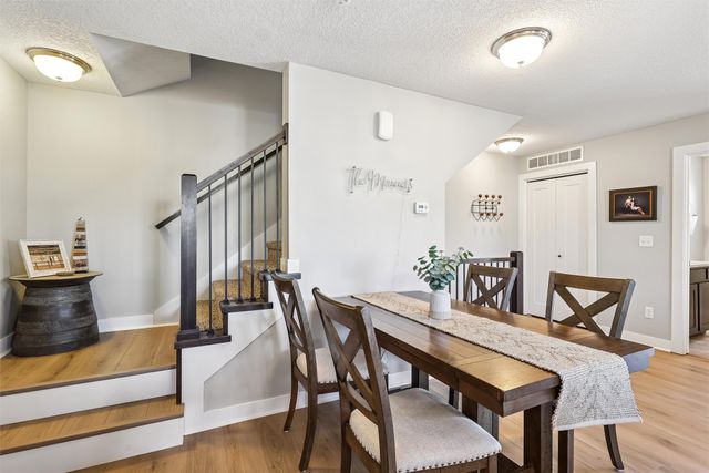 247 Red Oak Court, Norwalk, IA 50211