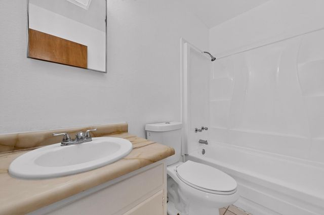 6075 Redlands Road NW, Albuquerque, NM 87120