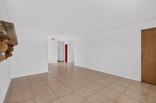 6075 Redlands Road NW, Albuquerque, NM 87120