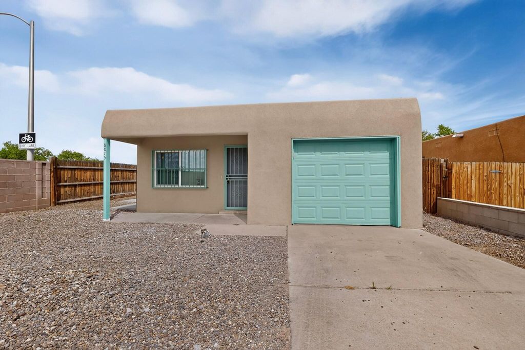 6075 Redlands Road NW, Albuquerque, NM 87120