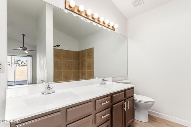 768 S MARTINIQUE Drive, Gilbert, AZ 85233