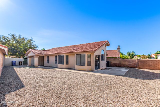 768 S MARTINIQUE Drive, Gilbert, AZ 85233