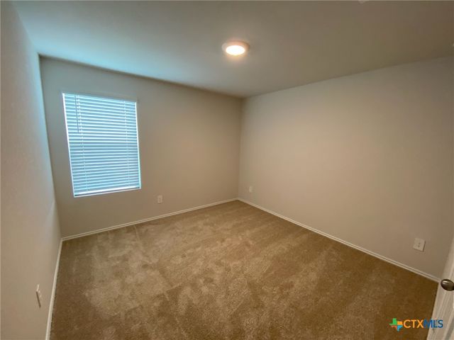 208 Ida Loop, Seguin, TX 78155