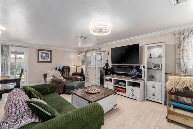 3629 E Winchcomb Drive, Phoenix, AZ 85032