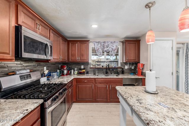 3629 E Winchcomb Drive, Phoenix, AZ 85032