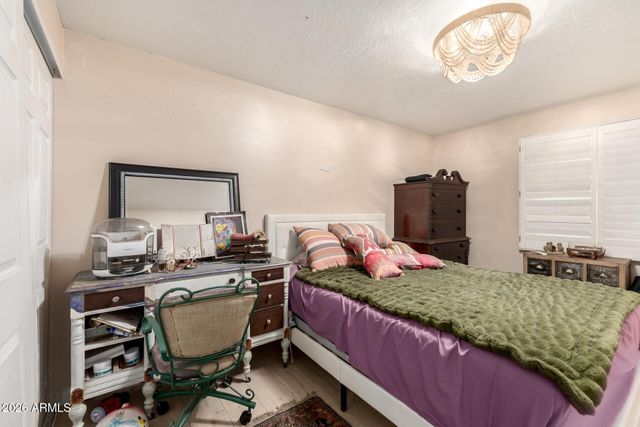 3629 E Winchcomb Drive, Phoenix, AZ 85032