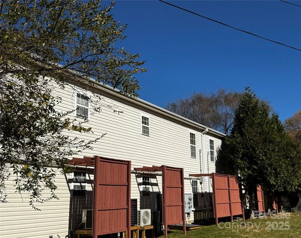 237 Camelot Drive B, Waynesville, NC 28786