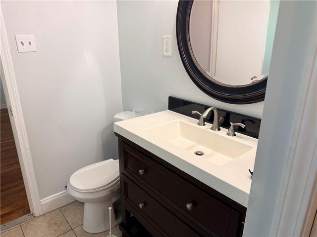 4450 Abingdon Drive, Stone Mountain, GA 30083