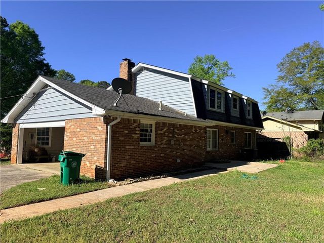 4450 Abingdon Drive, Stone Mountain, GA 30083